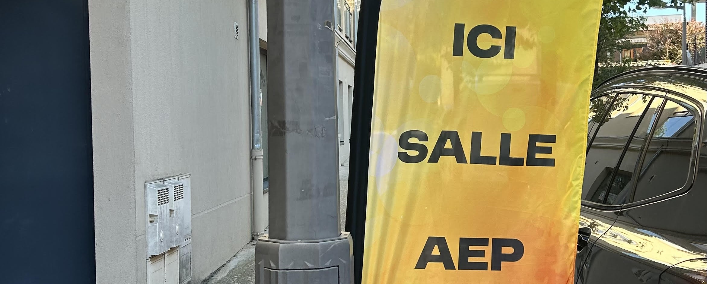 Vue de la salle de l'AEP Grézieu La Varenne